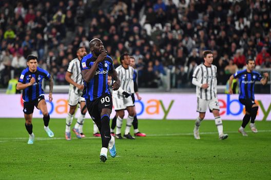 (Photo by Valerio Pennicino/Getty Images) Tutti i derby di mercato del weekend by Schira: da Samardzic all’affaire Lukaku- immagine 2