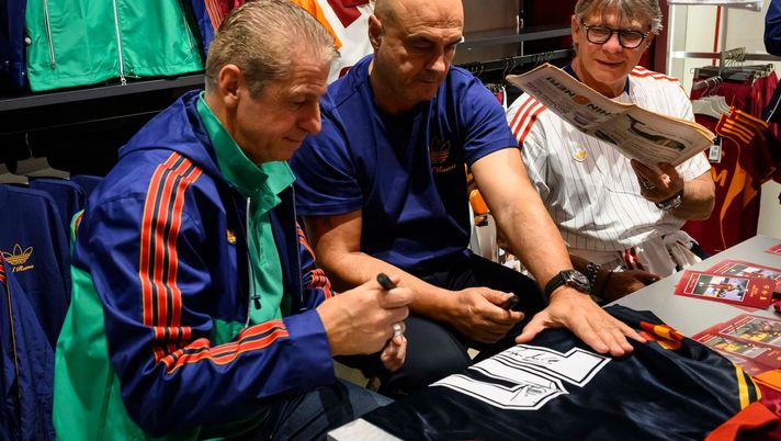 Giannini, Nela e Rizzitelli ricordano gli anni ’90: il video pubblicato dalla Roma - immagine 1