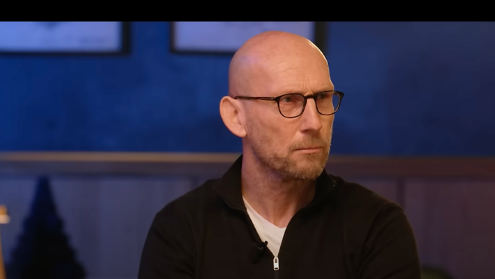 Stam: “Ricevuto offerte da Inter e Juve, ma volevo solo il Milan. Istanbul? Eravamo devastati” - immagine 1