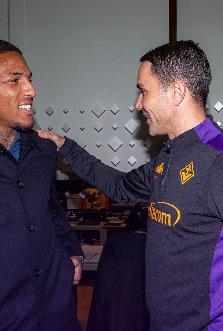 Il centrocampista Michael Folorunsho lascia Napoli e si accasa alla Fiorentina, le prime foto in viola