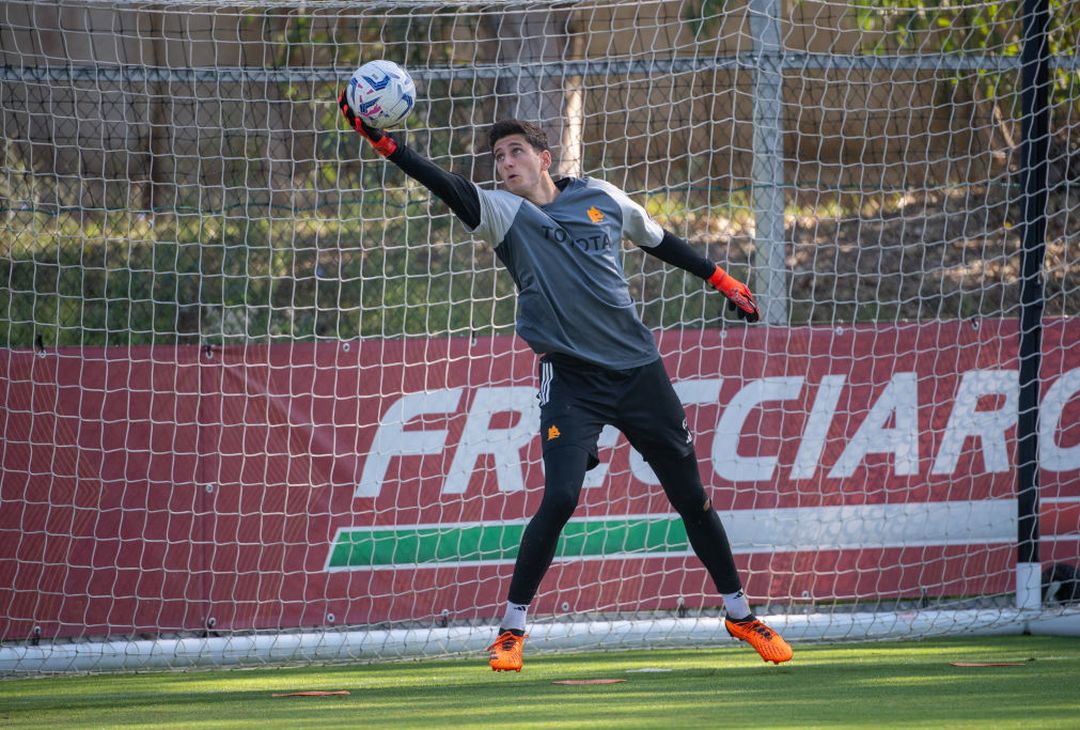 Roma, la ripresa degli allenamenti a Trigoria – FOTO GALLERY - immagine 6