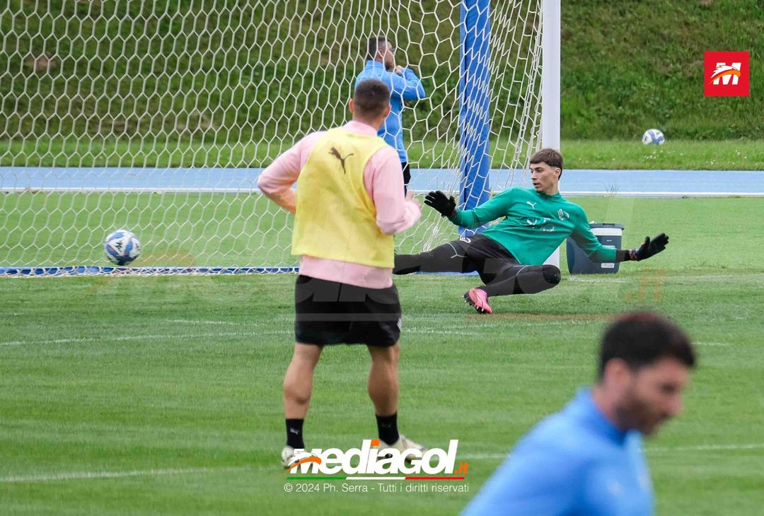 FOTO Ritiro Palermo, gli scatti della seduta mattutina dei rosanero (Gallery) - immagine 20