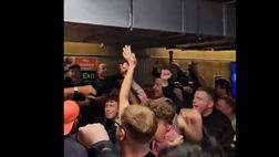 VIDEO / Liverpool, coro dei tifosi per Chiesa: “Piangono a Torino, ha detto vaff… alla Juve”