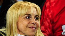 Maradona, l’ex moglie: “A Napoli per un tour del cuore. Ricordo gli anni con Diego”