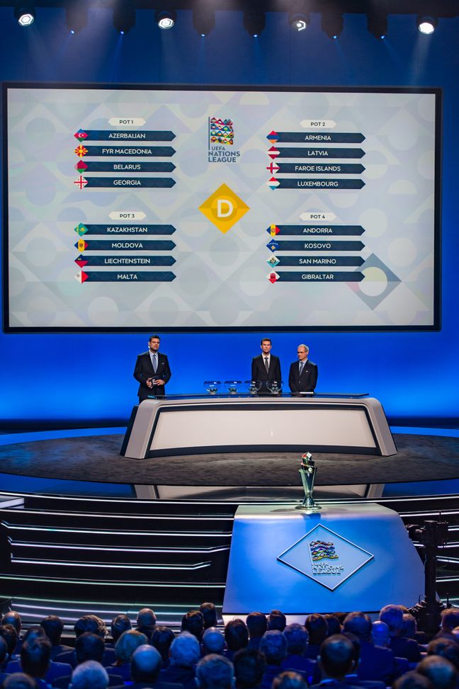 Il primo sorteggio della storia della Nations League, nel 2018. (Foto di Robert Hradil/Getty Images) Nations League, è tempo di Final Four: ecco la storia di questo giovane torneo- immagine 2