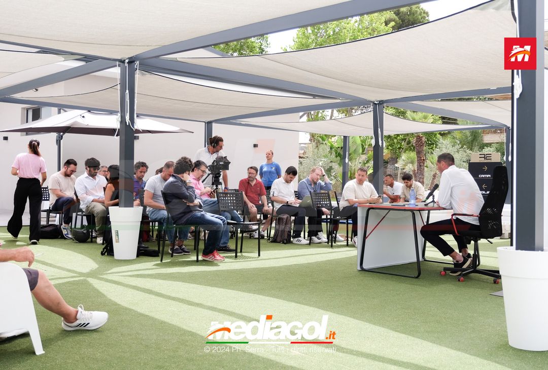 FOTO PALERMO, l’ex DS rosanero Rinaudo saluta i tifosi in conferenza (Gallery) - immagine 19