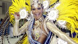 Dinho incanta Shayene Cesario