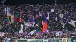 Lecce-Fiorentina, striscione della Curva Fiesole verso la squadra