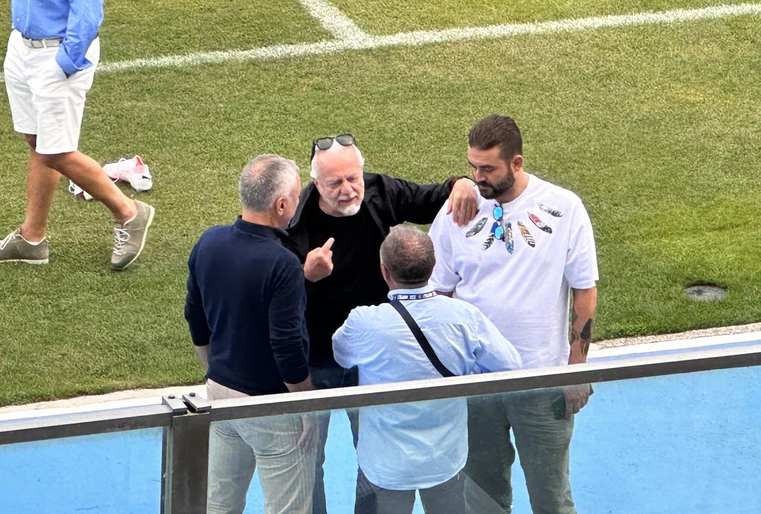 GALLERY Aurelio e Edo De Laurentiis chiacchierano con Meluso e il sindaco Caruso - immagine 2