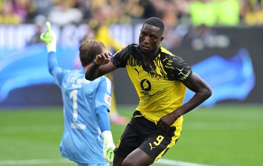 Borussia Dortmund, Guirassy lascia il ritiro della Nazionale: in dubbio per la sfida con il Bayern- immagine 2