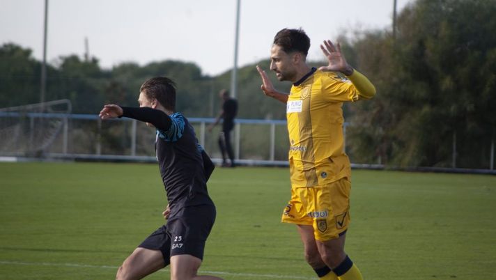 Le immagini dell'allenamento congiunto tra Napoli e Juve Stabia