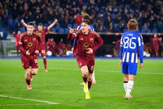 Dopo due notti da incubo, sorride il calcio italiano: la Roma batte il Porto 3-2- immagine 4