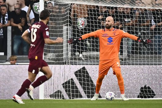 Vanja Milinkovic-Savic del Torino FC in azione durante la partita di Serie A TIM tra Juventus e Torino FC il 7 ottobre 2023 a Torino, Italia. (Foto di Stefano Guidi/Getty Images) Serie A, Milinkovic Savic protagonista negativo del derby della Mole