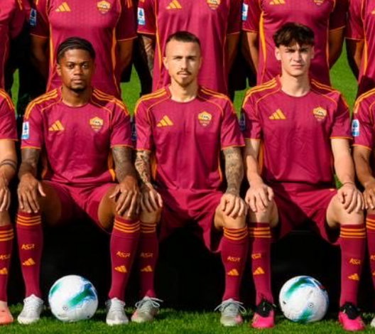 Shooting a Trigoria, si rivede Angeliño: sta meglio, ma non è ancora pronto al rientro- immagine 2