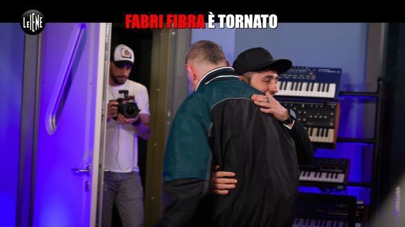 Mediaset Fabri Fibra: “Il senso del mio ultimo pezzo? L’invidia sociale. Gli altri stanno meglio di te e…”- immagine 2