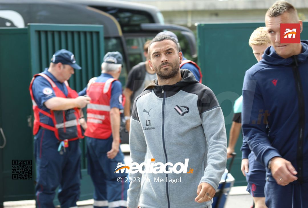 FOTO Bologna-Palermo, i rosanero arrivano allo stadio di Rovereto (Gallery)- immagine 1