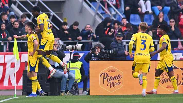 Il Verona torna alla vittoria! 2-1 a Bologna con Frese e Bowie. Prima gioia per Sammarco - immagine 1