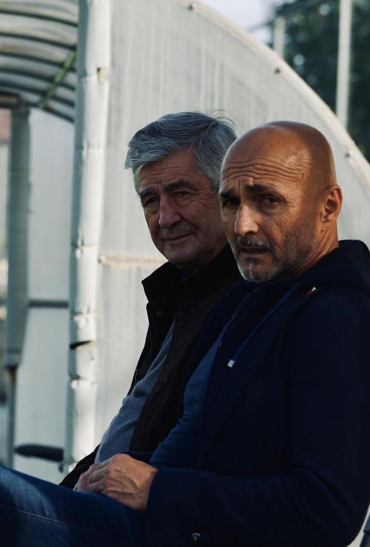 Il ct della Nazionale Luciano Spalletti ha assistito questo pomeriggio all’allenamento dei giallazzurri