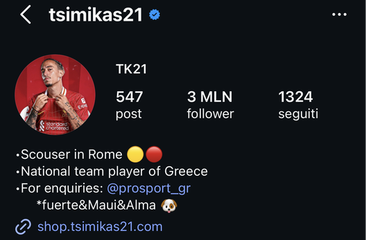 Roma-Tsimikas, futuro segnato: torna la foto con la maglia del Liverpool- immagine 2