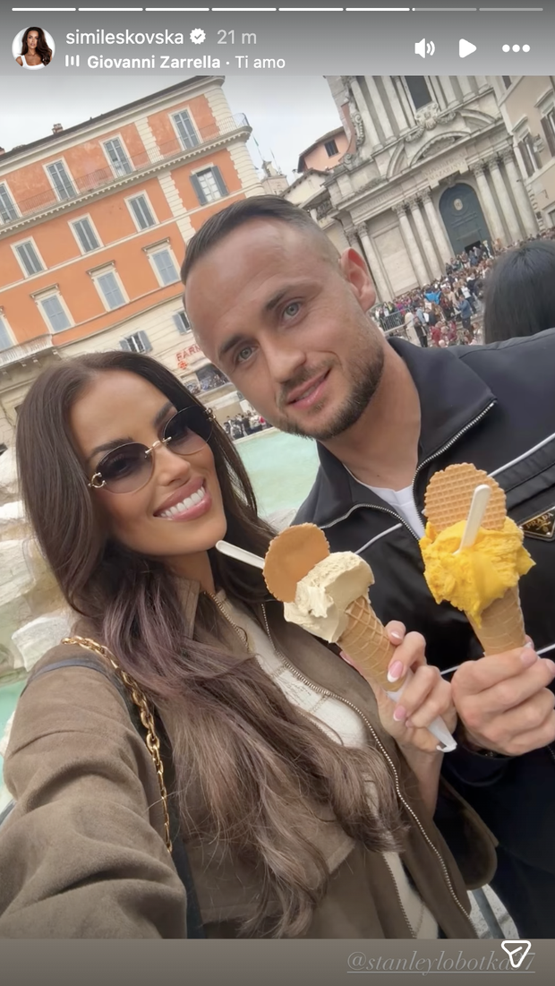 Lobotka turista a Roma! Lo slovacco si gode un gelato insieme alla “sua” Simi – FOTO- immagine 2