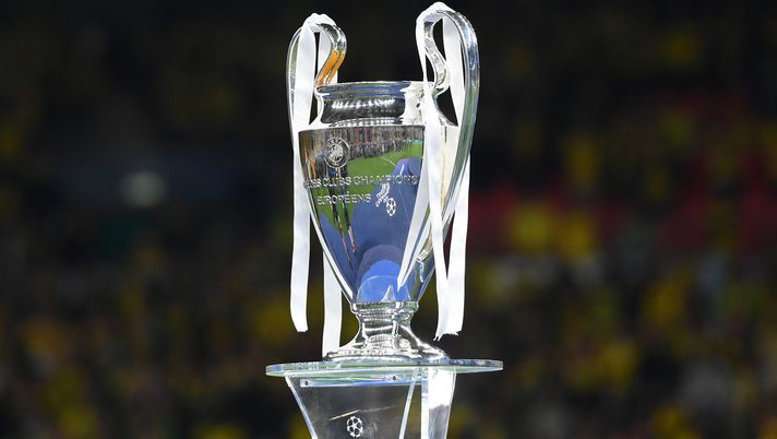 LONDON, ENGLAND - JUNE 01: A detailed view of the UEFA Champions League Trophy following the victory of Real Madrid during the UEFA Champions League 2023/24 Final match between Borussia Dortmund and Real Madrid CF at Wembley Stadium on June 01, 2024 in London, England. (Photo by Justin Setterfield/Getty Images) Inter-Liverpool, Champions League