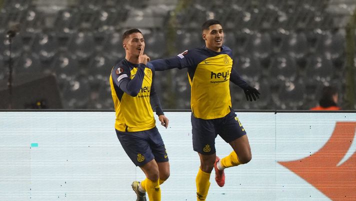 BRUSSELS, BELGIUM - DECEMBER 12: (L-R) Franjo Ivanović #9 and Anan Khalaili #25 of Royal Union Saint-Gilloise celebrate after Ivanovic scores a goal in the first half of the UEFA Europa League 2024/25 League Phase MD6 match between R. Union Saint-Gilloise and OGC Nice at King Baudouin Stadium on December 12, 2024 in Brussels, Belgium. (Photo by Alex Bierens de Haan/Getty Images) franjo ivanovic bologna
