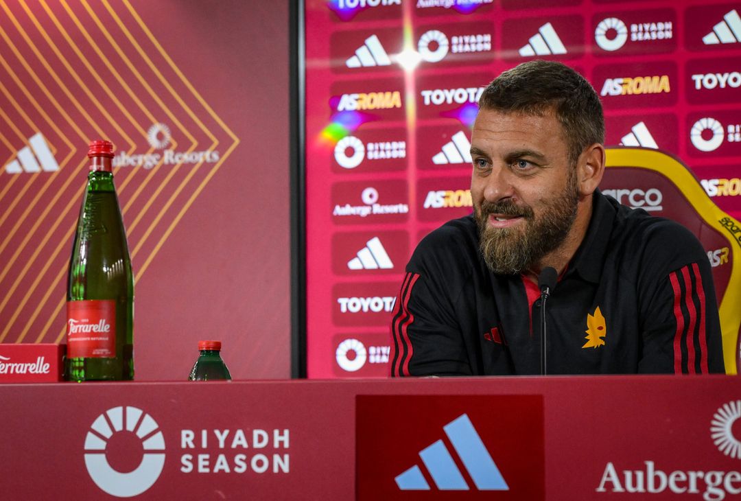 Roma, la conferenza stampa di De Rossi alla vigilia dell’Empoli – FOTO GALLERY - immagine 3