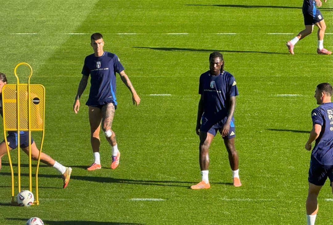 FOTO VN – Kean, Piccoli e Nicolussi a tinte azzurre: l’allenamento a Coverciano - immagine 21