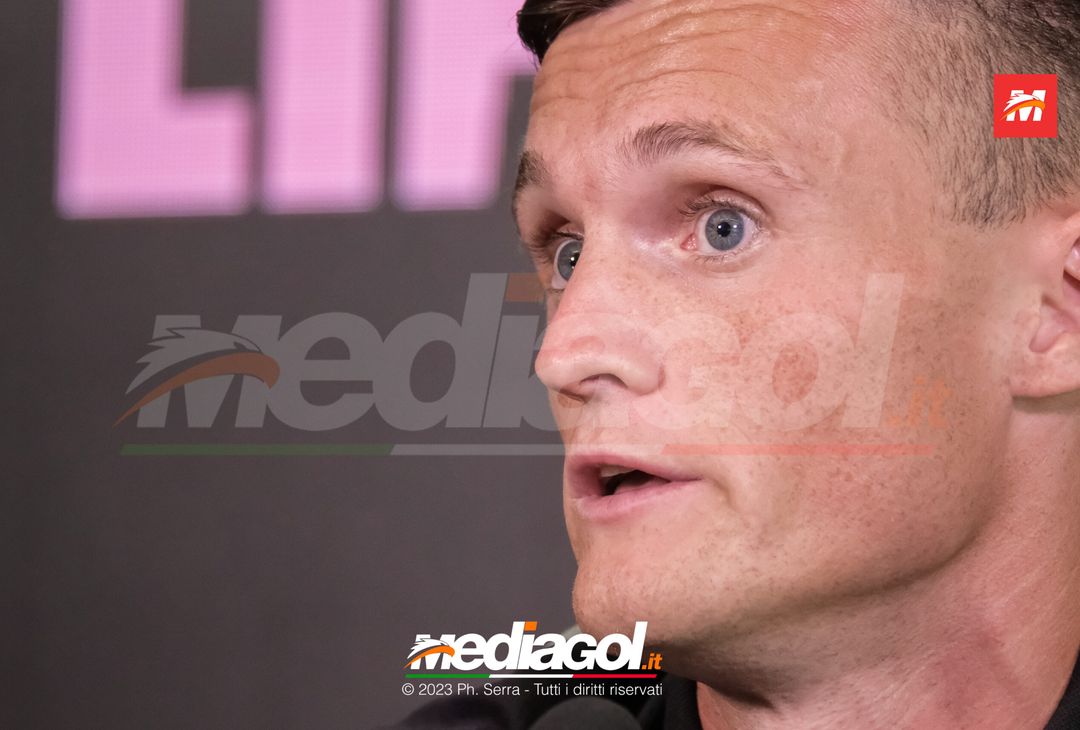 FOTO PALERMO, Liam Henderson presentato in conferenza stampa (GALLERY) - immagine 7