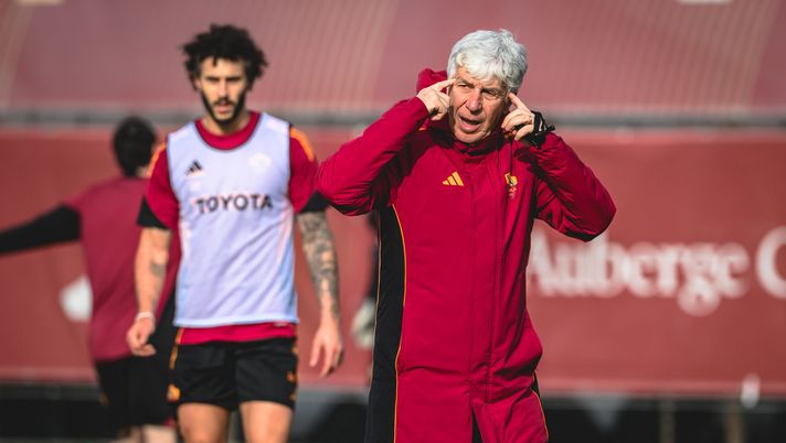 Roma in campo a due giorni dal Bologna: out Soulé. Lavoro specifico per Koné e Celik - immagine 1