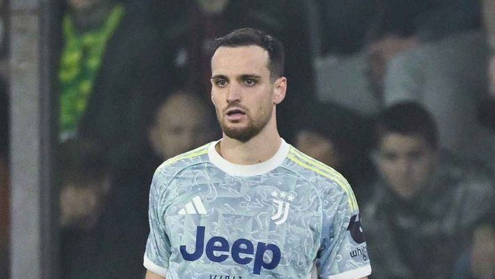 Milan, il preferito di Allegri per la difesa è Gatti: ecco la richiesta della Juve