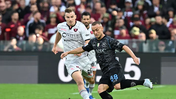 UFFICIALE- Il derby Napoli-Salernitana cambia giorno: la nuova data - immagine 1