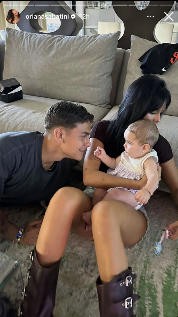 Dybala e Morata, una grande amicizia: la Joya fa visita alla figlia dello spagnolo- immagine 2