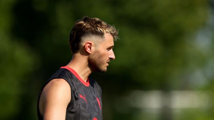 Santiago Gimenez (attaccante del Milan) | Getty Images Milan, il papà di Gimenez: 'Raro che un direttore sportivo dica quelle cose'