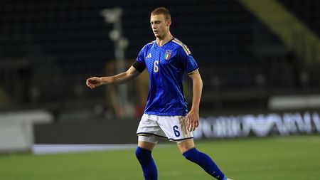EMPOLI, ITALY - MARCH 26: Pietro Comuzzo of Italy U21 in action during the UEFA Under 21 EURO Qualifier match between Italy U21 and North Macedonia U21 at Stadio Carlo Castellani on March 26, 2026 in Empoli, Italy. (Photo by Gabriele Maltinti/Getty Images)