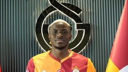 Osimhen, al Galatasaray fino al 2029! Gli scatti con il nuovo club – LA GALLERY