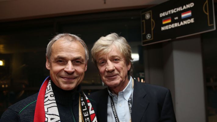 Lutto nel calcio, morto Frank Mill a 67 anni: vinse il Mondiale 1990 - immagine 1