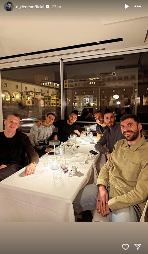 De Gea mantiene la promessa: cena offerta ai portieri per… colpa di Martinelli (FOTO)- immagine 2