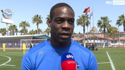Roma, Balotelli: “Solo un giocatore dei giallorossi giocherebbe nella Juventus…”