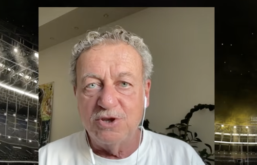Sabatini: “Due arbitri non vogliono il Napoli per stare sereni, ora Mariani. Per aiutare Orsato…” Sabatini: “Due arbitri non vogliono il Napoli per stare sereni, ora Mariani. Per aiutare Orsato…” - immagine 1