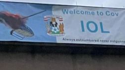 Derby delle Midlands orientali: i tifosi Coventry sfottono l’incidente Leicester in elicottero…
