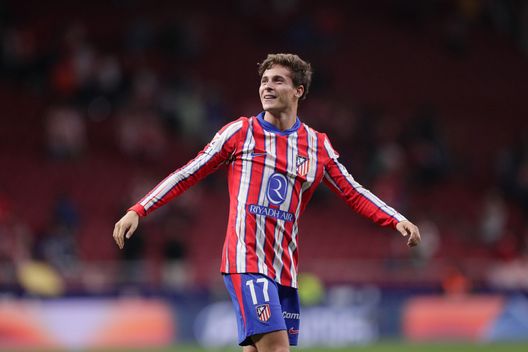 Rodrigo Riquelme, 24 anni, con la maglia dell'Atletico Madrid (Photo by Gonzalo Arroyo Moreno/Getty Images) Riquelme Atletico Madrid