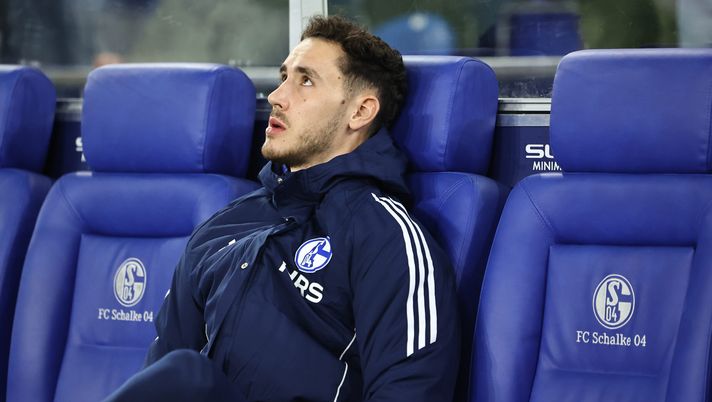 Schalke 04, 11 ore di pullman per arrivare in ritiro senza prendere l’aereo: il viaggio infinito di Heekeren - immagine 1