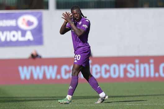 FLORENCE, ITALY - MARCH 30: Moise Kean of ACF Fiorentina reacts during the Serie A match between Fiorentina and Atalanta at Stadio Artemio Franchi on March 30, 2025 in Florence, Italy. (Photo by Gabriele Maltinti/Getty Images) Malusci: “Kean? 52 milioni in estate erano tanti. A Milano nel momento giusto”- immagine 2