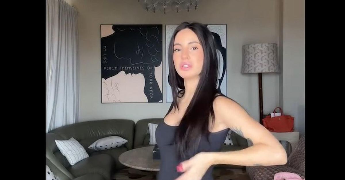 VIDEO / Giulia De Lellis: “La mia pancia si sta assestando. Lei è sempre qua comunque” VIDEO / Giulia De Lellis: “La mia pancia si sta assestando. Lei è sempre qua comunque”