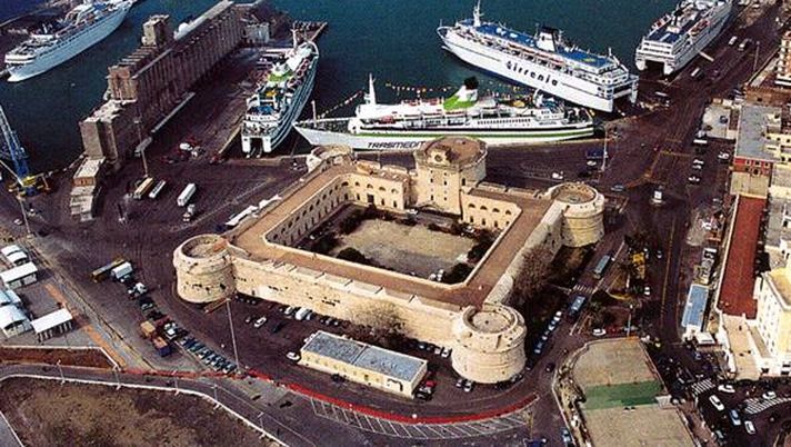 Come arrivare al porto di Civitavecchia da Roma? Tutti i mezzi di trasporto utili Come arrivare al porto di Civitavecchia da Roma? Tutti i mezzi di trasporto utili - immagine 1