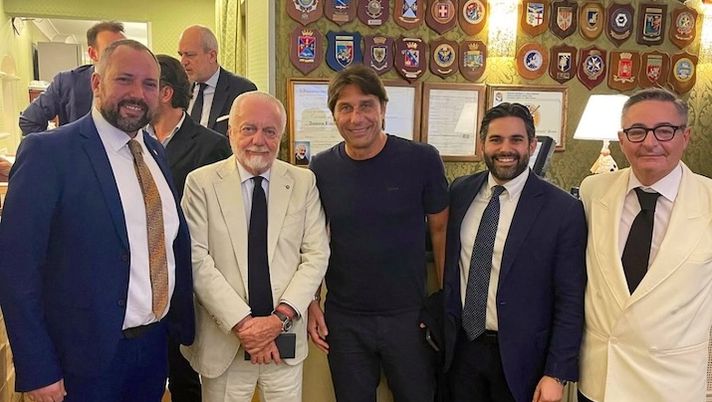 Napoli, termina la prima cena tra Conte e De Laurentiis: mercoledì firma e ufficialità - immagine 1