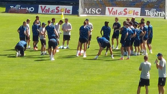 Dimaro day 4, allenamento concluso: azzurri stremati. Presente anche De Laurentiis! - immagine 13