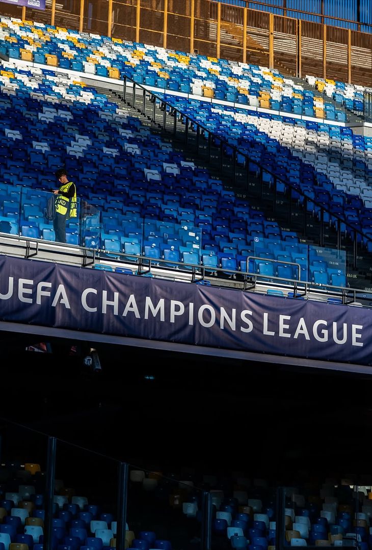 Circa un'ora separa Napoli-Eintracht Francoforte dal suo fischio d'inizio. In programma alle 18:45, la gara è valevole per la 4ª giornata della League Phase dell'edizione 2025/26 di Champions. Ad ospitare tale scontro sarà lo Stadio Diego Armando Maradona, di cui l'admin dei social azzurri ha pubblicato una serie di scatti sul proprio account Instagram.