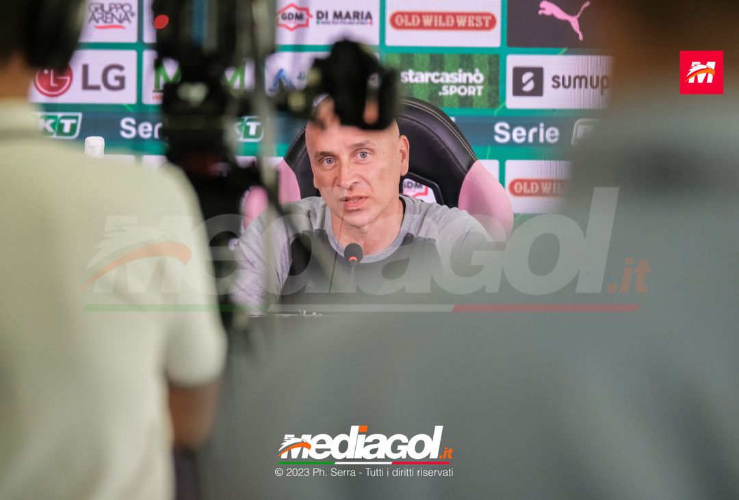 FOTO PALERMO, verso la Sampdoria: mister Corini in conferenza stampa (GALLERY) - immagine 14
